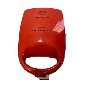 College Dorm MyMini Sandwich Maker Grill 520 watts Red Breakfast Lunch Panini